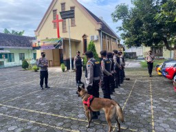 Anjing Pelacak di Kerahkan Pengamanan Gereja Lumajang Rayakan Paskah