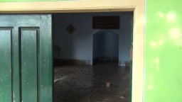 Mushola Penambang Pasir Diterjang Banjir Lahar Semeru Lumajang