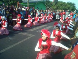 Ribuan Penonton, Banjiri Acara Karnaval di Kecamatan Randuagung