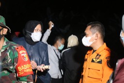 Mensos Minta Bupati Lumajang Evakuasi Warga Tinggal di Tebing Gunung