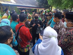 Lumajang Punya Program Sinau Bareng Guru Sambang