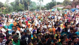 Woow...!! Ribuan Warga Kedungjajang Ramaikan Jalan Santai Bersama cak Thoriq Cag Ceg