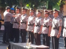 Penyegaran, 5 Kapolsek Dimutasi Oleh Kapolres Fadly Munzir Ismail