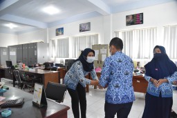 Cak Thoriq Sidak ASN Masuk Awal Lebaran di Kantor OPD Lumajang