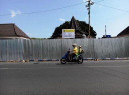 Komisi B DPRD Minta Renovasi Alun-alun Lumajang Tepat Waktu