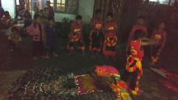 Atraksi Para Reog Cilik Hubur Warga Tukum