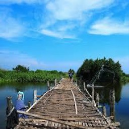 Warga Wotgalih Was-Was Pembangunan Jembatan di Sungai Pancer Dalih Wisata Malah Lain