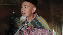 Mbah Kerto Sang Milyader Ranu Pane Lumajang Berusia 102 Tahun