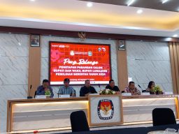 KPU Lumajang Umumkan 2 Cabup Cawabup di Pilkada 2024