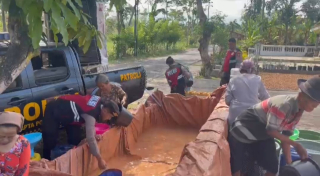 Wilayah Kecamatan Gucialit Cukup Parah Alami Krisis Air Bersih di Lumajang