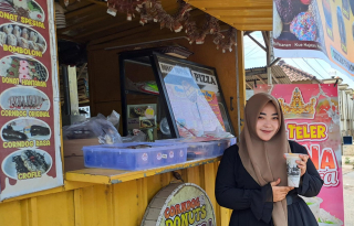 Kuliner Nona Vira Randuagung Lumajang, Mochi dan Donat Enak Murah Meriah dan Nagihin