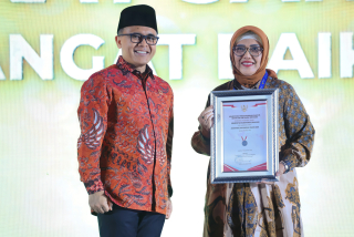 Lumajang Terima Predikat Sangat Baik pada Ajang SAKIB Award 2024