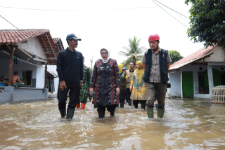 Hujan Deras Mulai Merendam Kawasan Langganan Banjir di Rowokangkung Lumajang