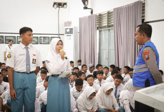 Polres Ajak Siswa SMK Pertanian Tekung Lumajang Daftar Polisi Jalur Khusus