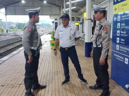 Polisi Berjaga, Liburan Panjang Rawan Macet di Lumajang