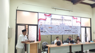 Sokip Terpilih Pimpin SMSI Jatim Periode 2025-2029 Secara Aklamasi