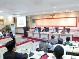Duel Bupati di Perbatasan Berakhir Damai: Tumpak Sewu Jadi Simbol Kolaborasi