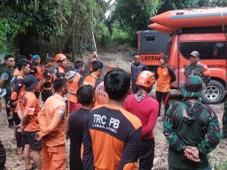 Hari Keempat Pencarian, Remaja Hanyut di Sungai Bondoyudo Belum Ditemukan