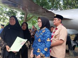 Guru Lolos PPPK Lumajang Meninggal sebelum Terima SK, Bupati Tetap Serahkan kepada Keluarga
