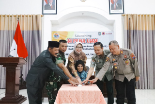 Luncurkan SIPENA LUSI, Bundah Indah Tegas Larang Tambang Pasir Pesisir Pantai Lumajang