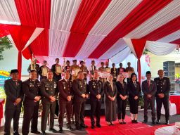 HUT Bhayangkara ke-79, Polres Lumajang Berikan Penghargaan Satkamling Terbaik