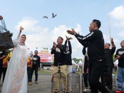 Lebih dari 500 Peserta Meriahkan Lomba Burung Berkicau Wakil Bupati Cup 2025 di Lumajang