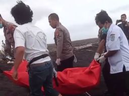 Mayat Misterius Tanpa Busana Gegerkan Pantai Selok Anyar Lumajang