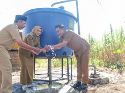 Krisis Air Puluhan Tahun Berakhir, Bupati dan Wabup Lumajang Resmikan Sumur Bor & Proyek SPAM