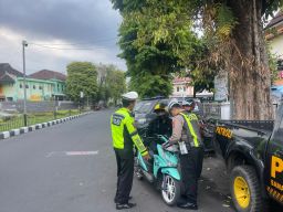 653 Pelanggar Ditindak dalam Operasi Semeru 2025 di Lumajang: Kaum Muda Mendominasi