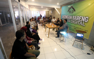 Jagongan Bareng Rumah Literasi Digital, Peran Praktisi Media Sebagai Edukator
