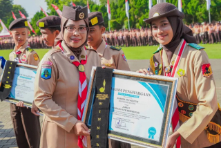 Ajarkan Jiwa Gotong Royong, Ketua DPRD Ajak Pelajar Lumajang Bergabung di Gerakan Pramuka