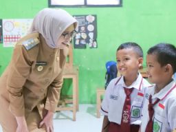 Bupati Lumajang Pastikan Kualitas Program Makan Bergizi Gratis di Klakah