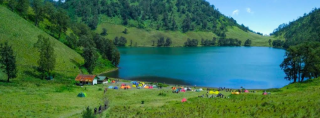 Tanjakan Cinta Ranu Kumbolo: Legenda Romantis di Jalur Pendakian Semeru