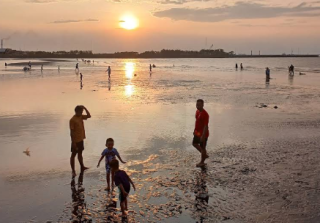 Pantai Mayangan, Pesona Bahari di Jantung Kota Probolinggo