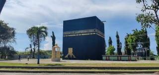 Wisata Religi Miniatur Ka’bah, Destinasi Spiritual di Probolinggo