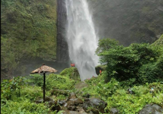 Air Terjun Kabut Pelangi, Surga Tersembunyi di Lereng Semeru Lumajang