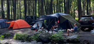 Menikmati Keindahan Alam di Wisata Kali Pinusan Poncosumo Lumajang