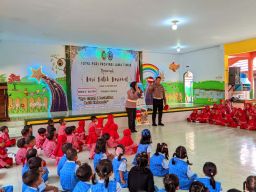 Polisi Ajak Anak TK Jadi Pelopor Keselamatan, Satlantas Lumajang Tanamkan Tertib Lalu Lintas