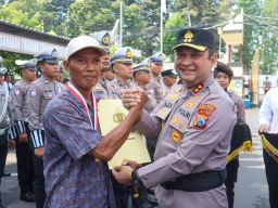 Kapolres Lumajang Apresiasi Personel dan Warga Berprestasi, Semangat Kolaborasi untuk Lumajang Aman