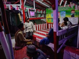 Polsek Pasirian Gelar Patroli Blue Light untuk Tekan Kerawanan Kamtibmas