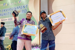 Dua Tokoh Lumajang Raih Jatim Environment Award 2025