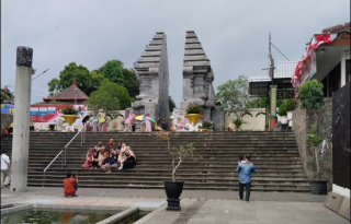 Makam Bung Karno, Destinasi Wisata Sejarah dan Ziarah Nasional di Kota Blitar