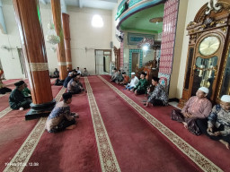 Dari Mimbar Masjid, Kapolsek Candipuro Tekankan Pentingnya Stabilitas Wilayah