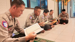 Anggota Polres Lumajang Gelar Tadarus Alquran Bergilir Selama Ramadan