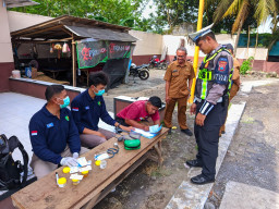 Jelang Operasi Ketupat, Polisi Razia Truk Pasir: Sopir Positif Narkoba Terjaring