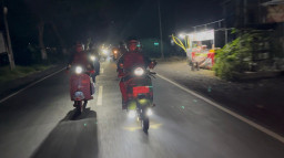 Unik! Kapolres Lumajang Pimpin Patroli Vespa Keliling Tiga Kecamatan