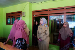 UMKM Desa Banjarwaru Didorong Tembus E-Katalog, Bupati Lumajang Siapkan Jalan Produk Lokal Masuk Pasar Nasional