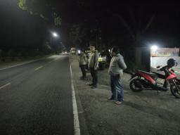 Patroli Intensif Malam Hari, Polsek Kedungjajang Perketat Pengamanan di Jembatan Duko Wonorejo