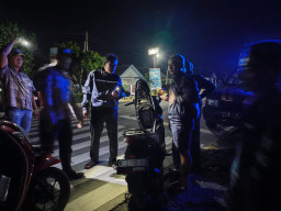 Polsek Kunir Perkuat Patroli Cipta Kondisi Demi Wujudkan Rasa Aman Masyarakat