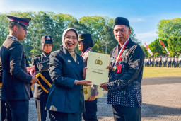 Bupati dan Wakil Bupati Lumajang Hadiri Peringatan Hari Bhayangkara ke-80, Apresiasi Pengabdian Polri